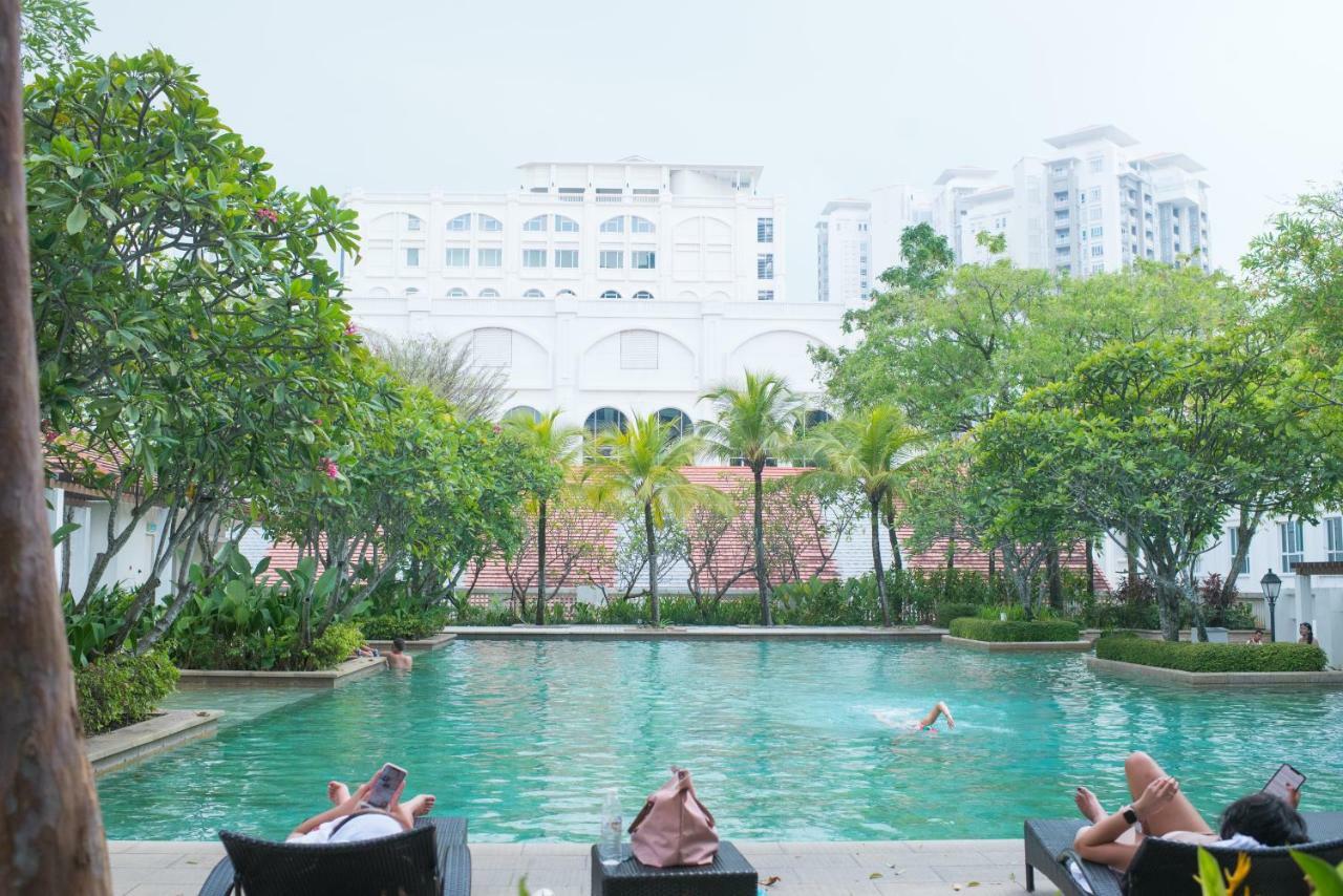 The Suites At Waterside Straits Quay By Plush Bagan Jermal Zewnętrze zdjęcie